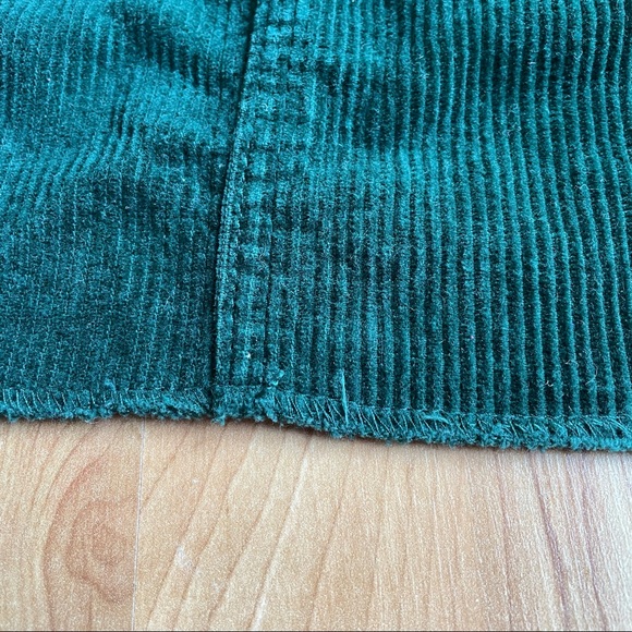 3 for $15//Emerald Green Ribbed Skirt - Picture 7 of 10
